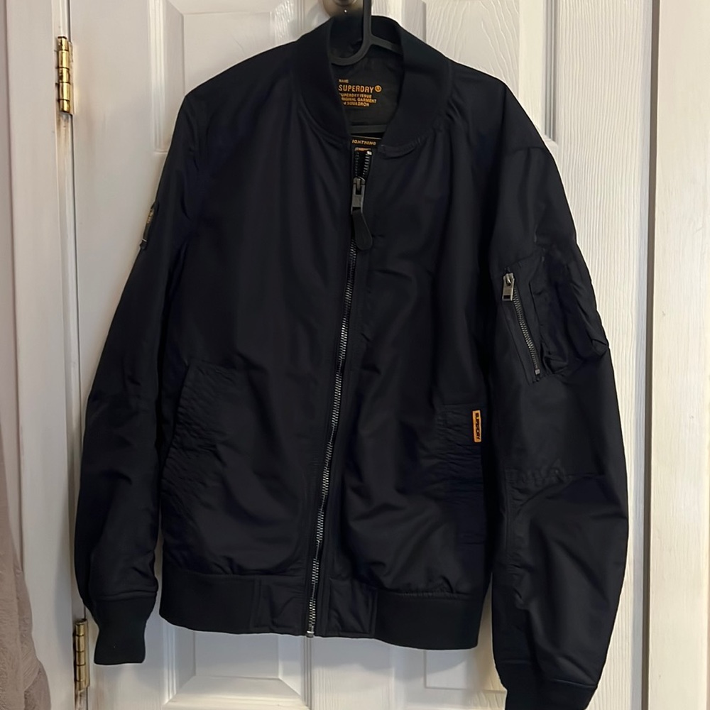 Superdry Men’s Bomber Jacket, Navy Blue size Medium.